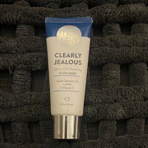Clearly Jealous Gel to Oil Cleansing Flash Mask - Blue and White
